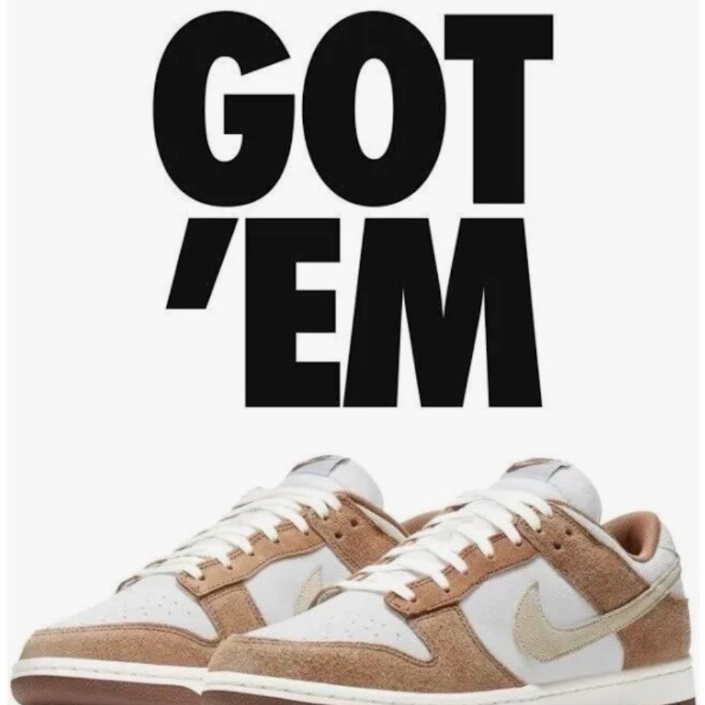 Dunk Low Premium Medium Curry. Size Men 8.5. Woman 10.